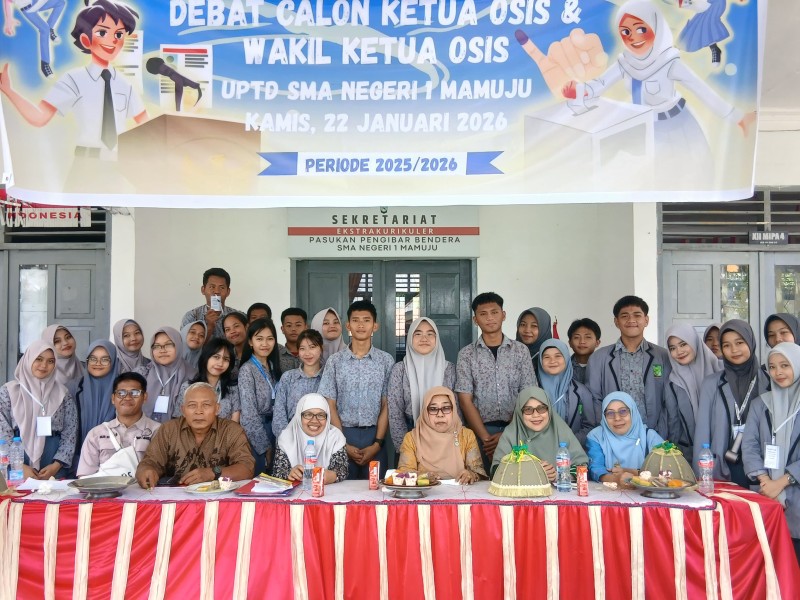 Debat Calon Ketua dan Wakil Ketua OSIS UPTD SMAN 1 Mamuju Periode 2025/2026 Berlangsung Demokratis