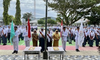 Pelantikan Pengurus MPK/OSIS Periode 2024/2025 UPTD SMA Negeri 1 Mamuju
