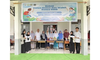 Calon Ketua dan Wakil Ketua OSIS SMAN 1 Mamuju Paparkan Visi Misi dalam Debat Terbuka