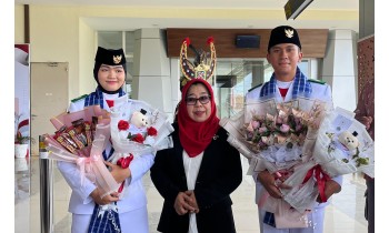 Siswa UPTD SMAN 1 Mamuju, Hilton Pratama Mantong, Disambut Hangat Sepulang dari Paskibraka Tingkat Pusat Tahun 2025