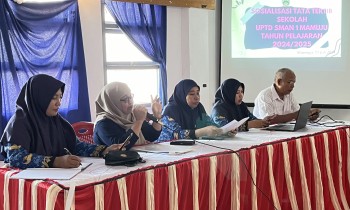 UPTD SMAN 1 Mamuju Ajak Wali Murid Berkolaborasi Mendidik Peserta Didik Baru