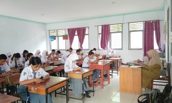 SMAN 1 Mamuju Gelar Asesmen Sumatif Akhir Tahun Secara Online